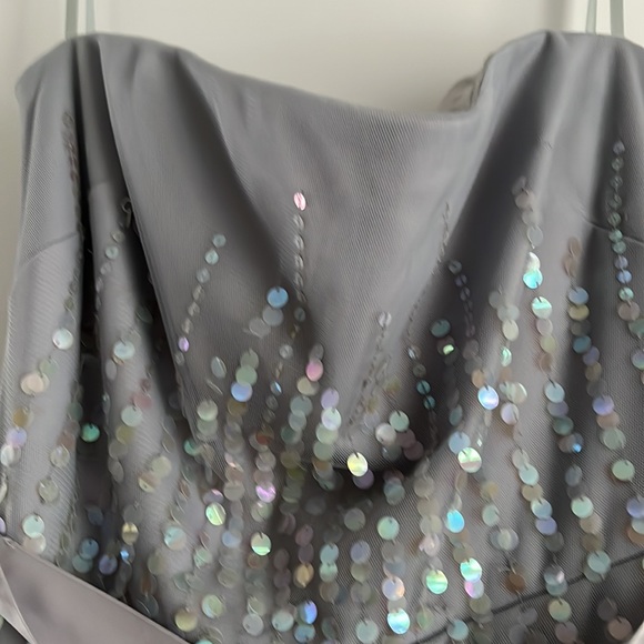 BCBG MaxAzria silver/grey Mid length Dress - Picture 2 of 5